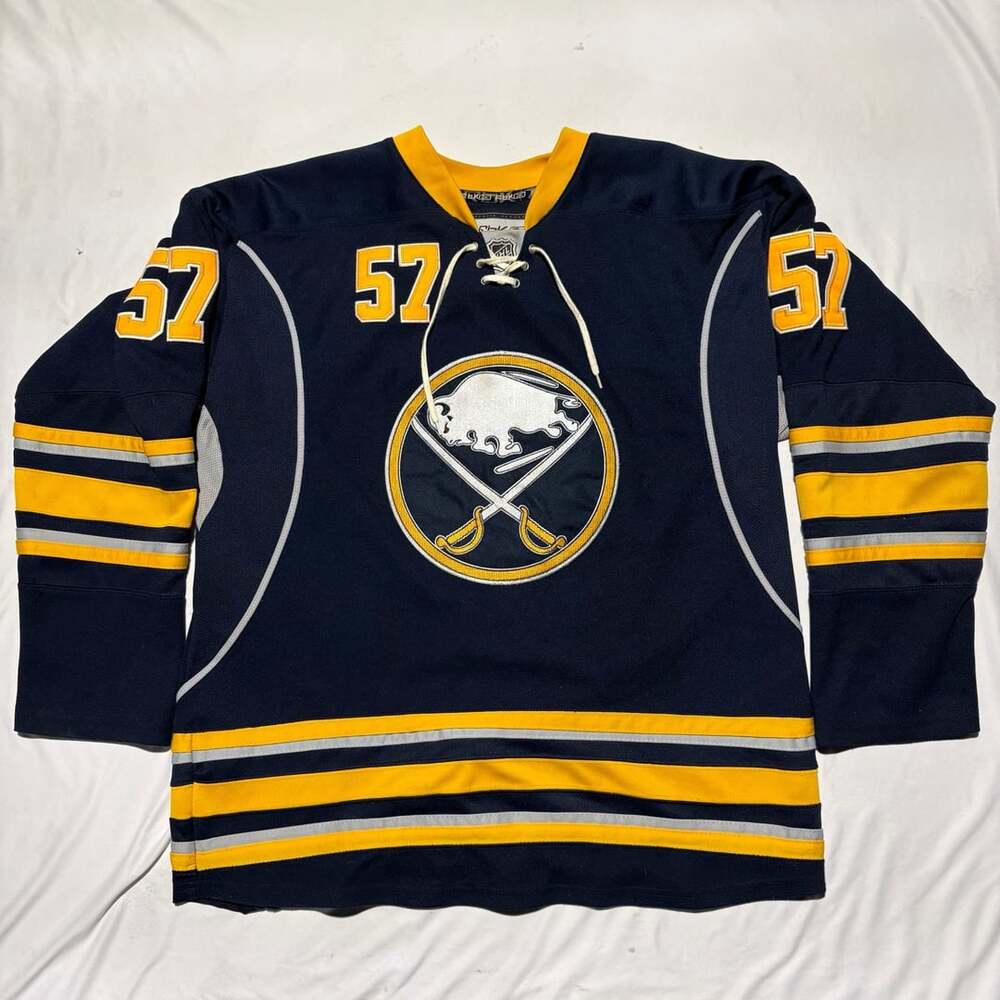 VTG Reebok Buffalo Sabres Tyler Myers #57 Hockey Jersey Size 52 Fight Strap